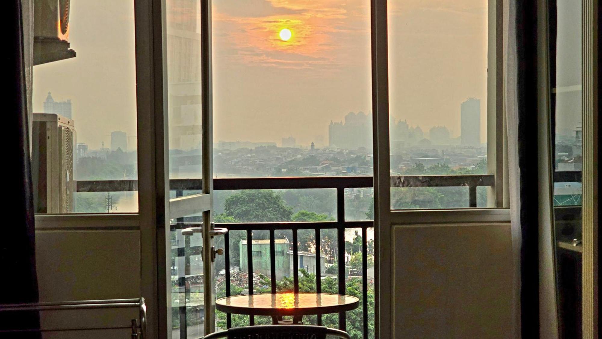 Amazing View Apartment At Kemayoran Jiexpo -Min Stay 3 Nights- Jakarta Exteriör bild